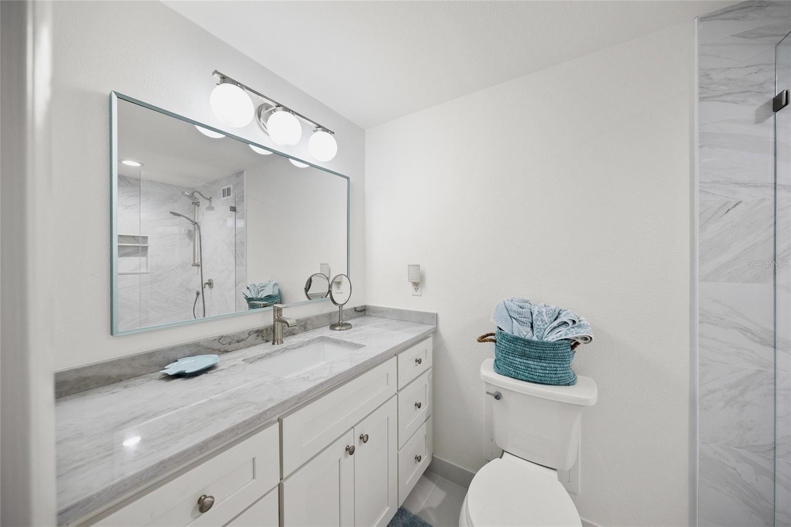 1212 BENJAMIN FRANKLIN DR #102 — photo 25