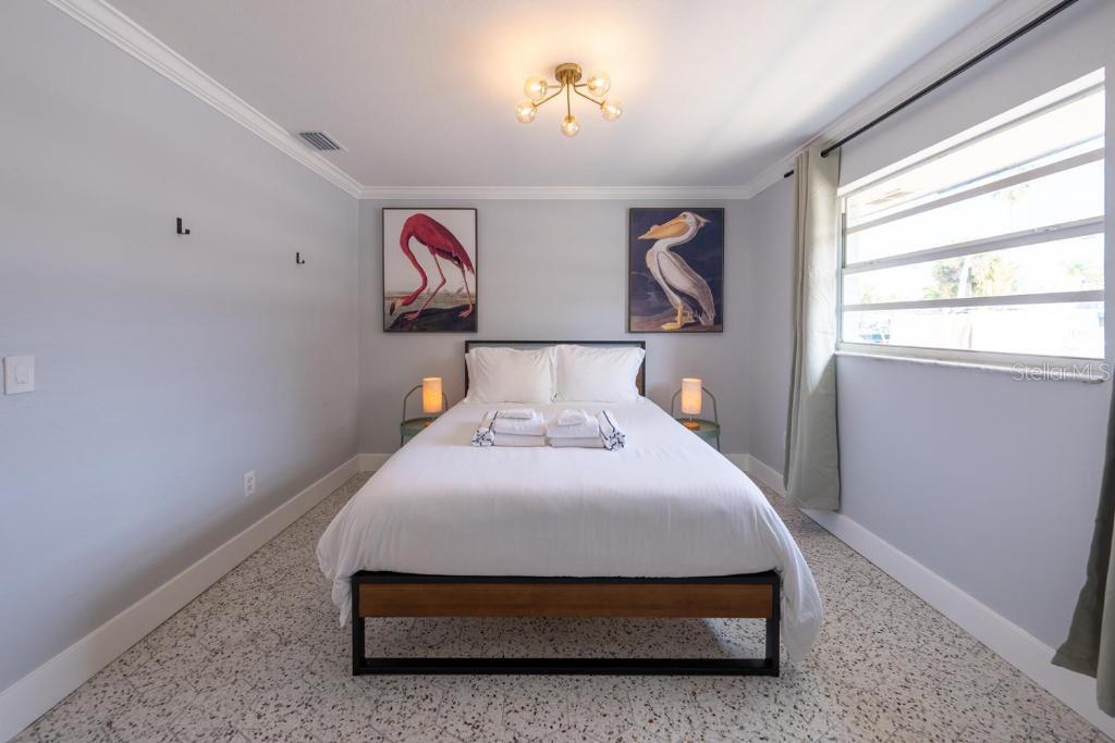 648 POINSETTIA AVE — photo 7