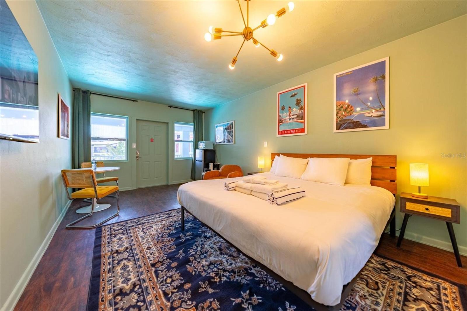 333 HAMDEN DR — photo 6