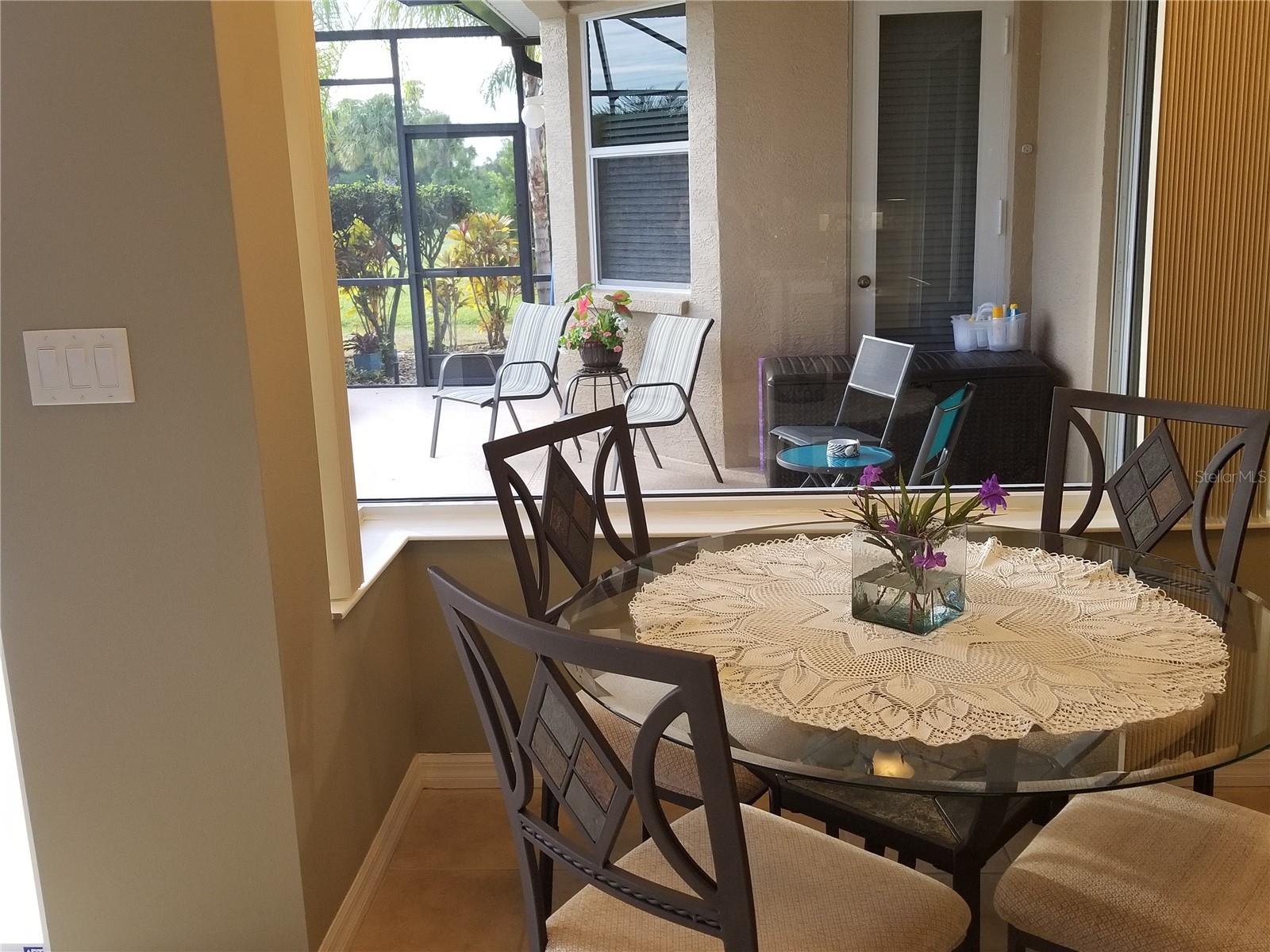 6380 ROOKERY CIR — photo 5