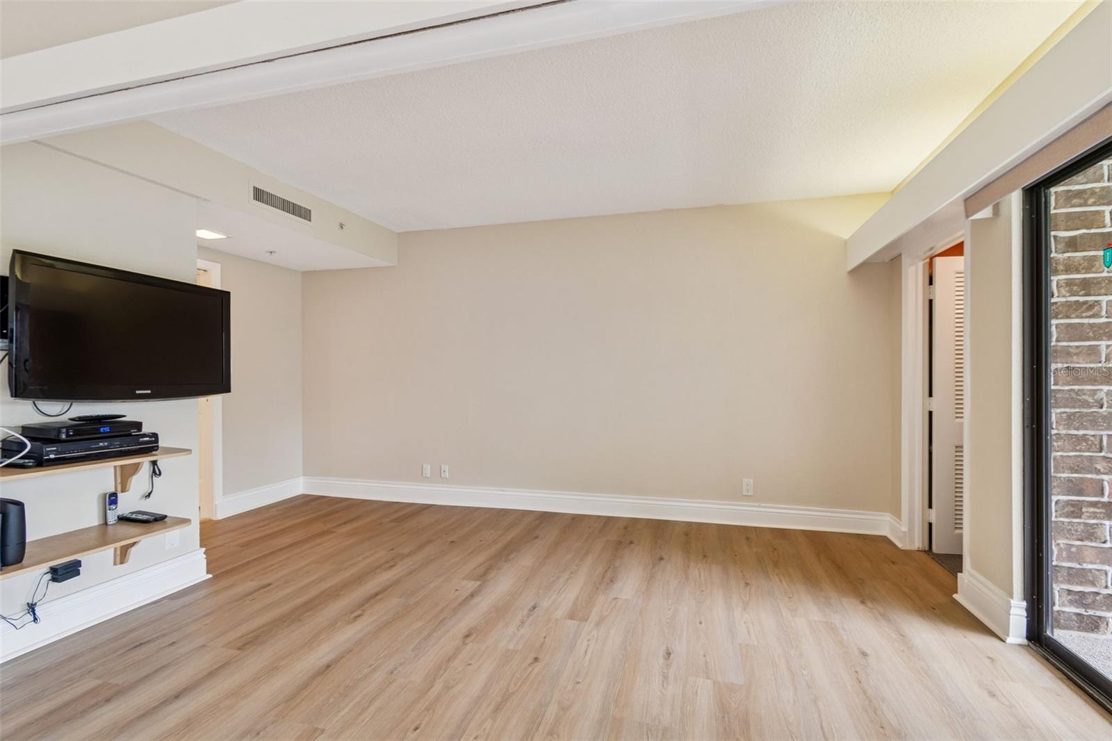 36750 US 19 N #22207 — photo 15