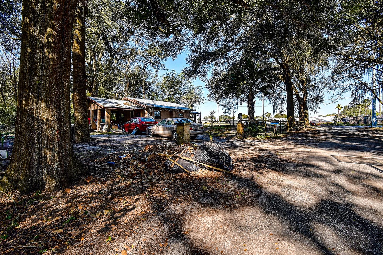 37644 DAUGHTERY RD — photo 16