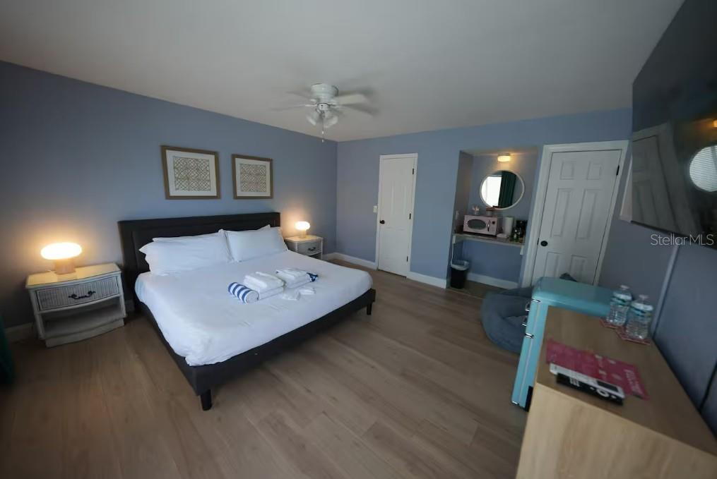 345 HAMDEN DR — photo 4