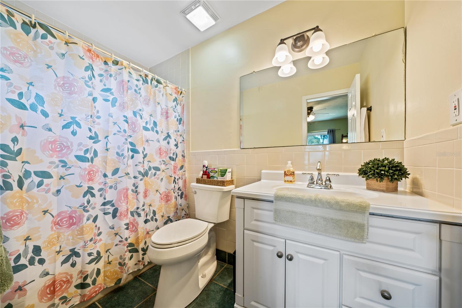 2207 W OHIO AVE — photo 17