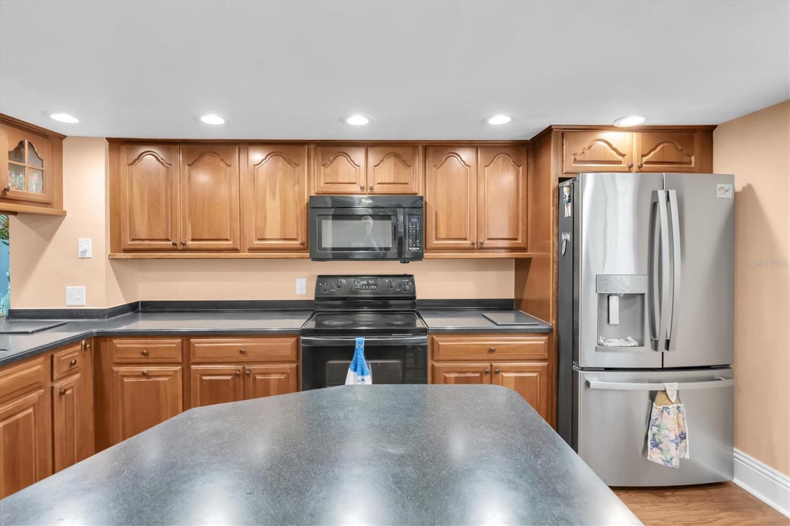 553 HAVEN POINT DR — photo 15