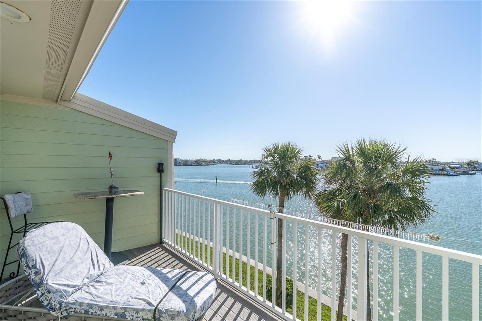 553 HAVEN POINT DR — photo 31