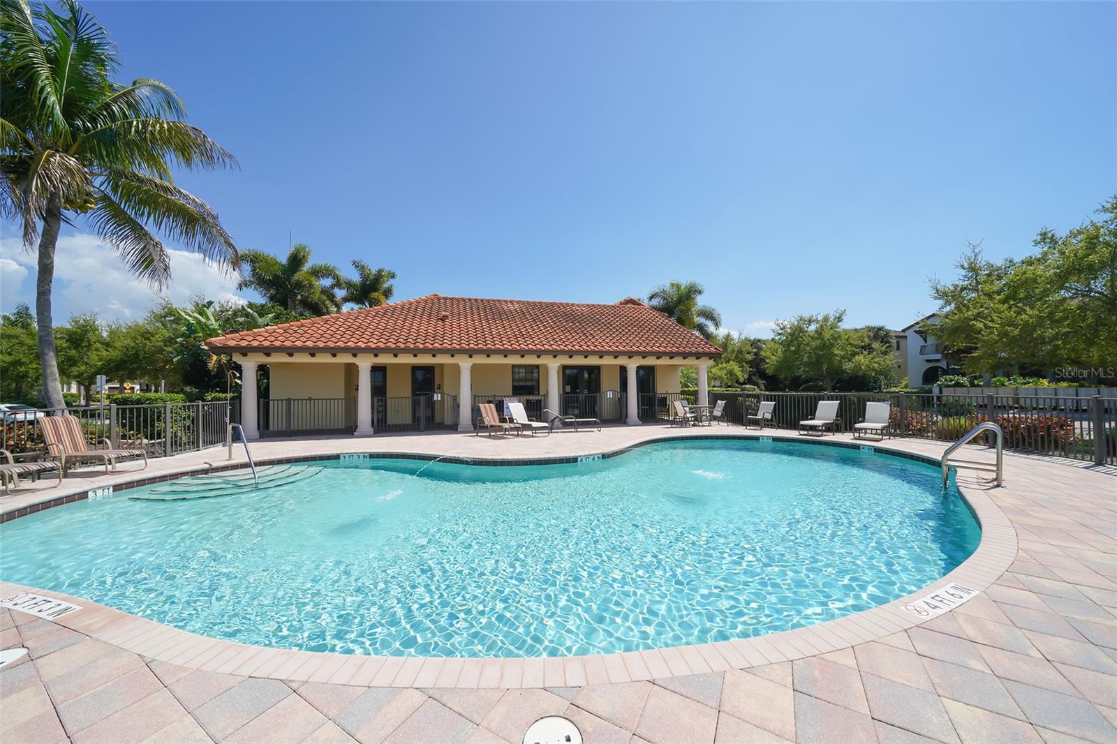 5723 TITLE ROW DR — photo 47