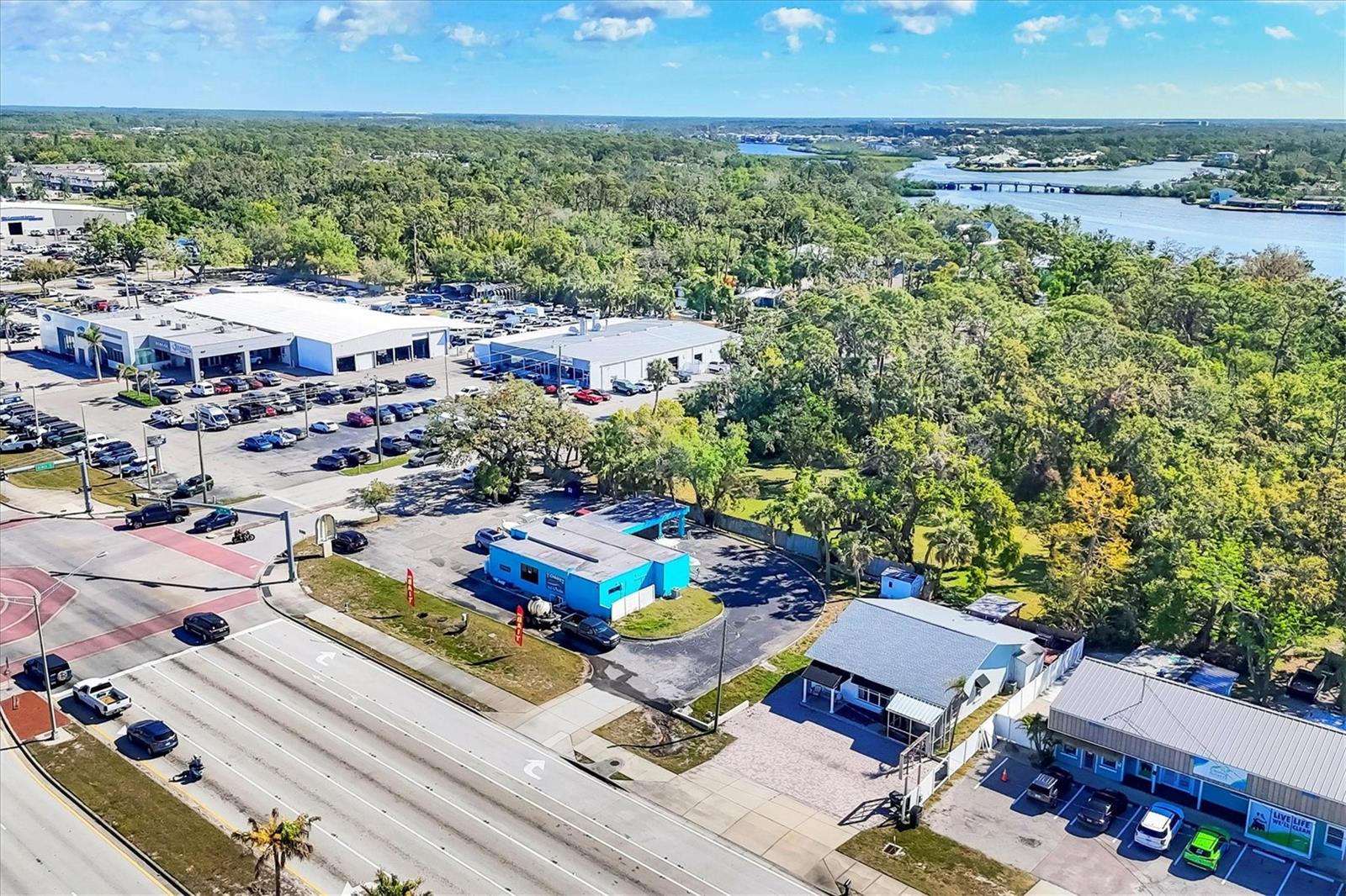 101 S TAMIAMI TRL S — photo 10