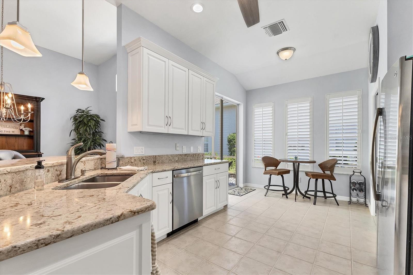 4358 MIRABELLA CIR — photo 12