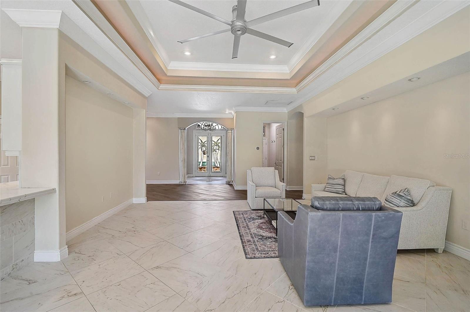13 BAYHEAD LN — photo 8