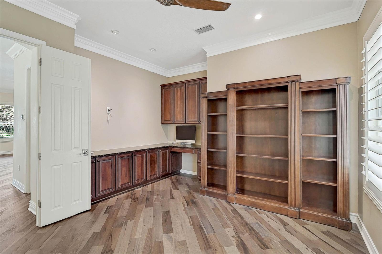 13 BAYHEAD LN — photo 20