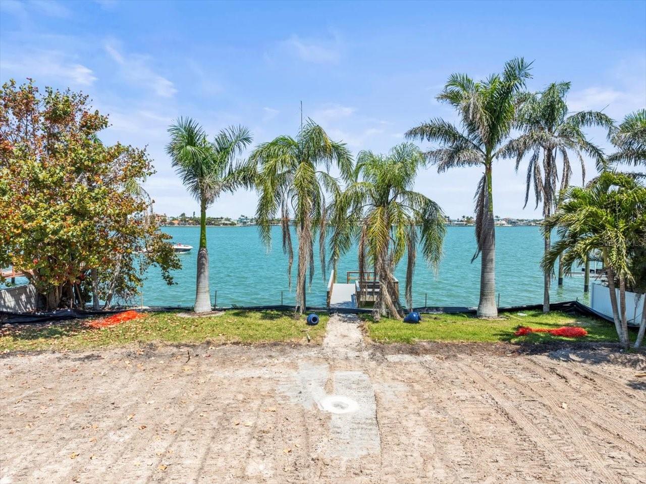 6 PARADISE LN — photo 2