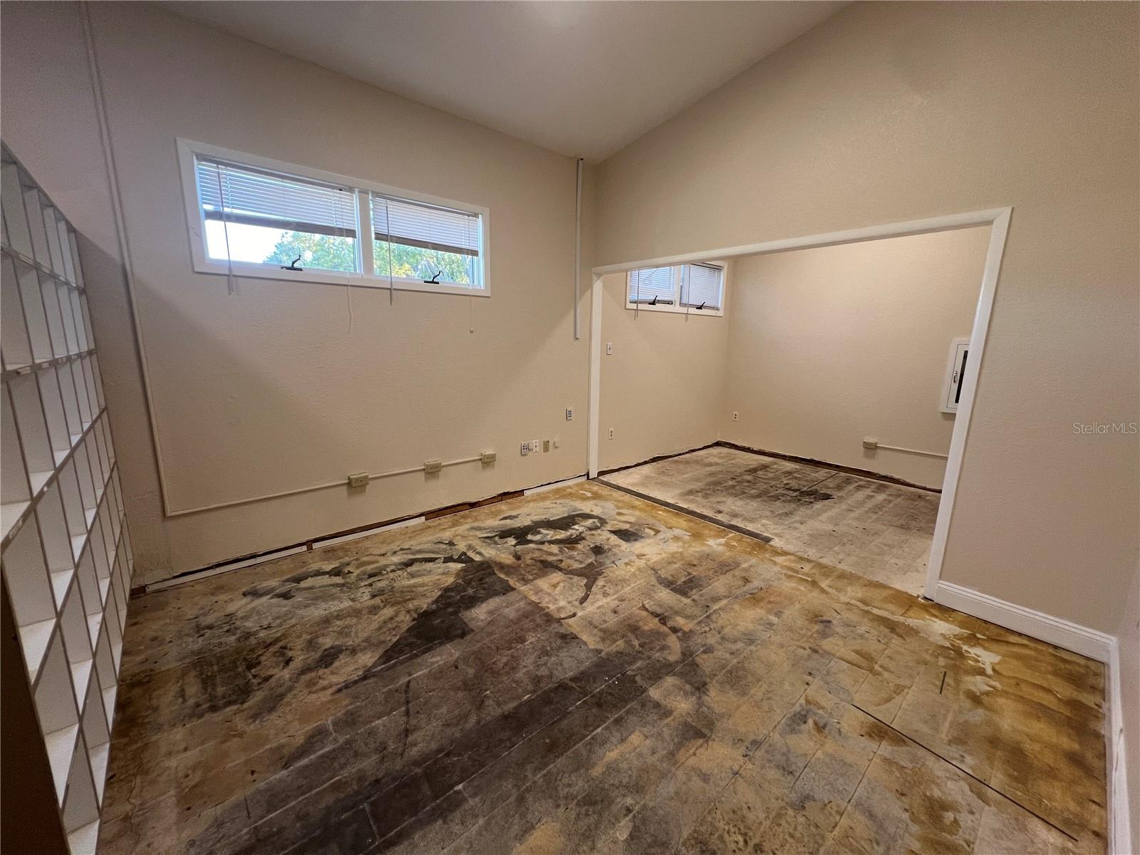 5427 WATER ST — photo 17