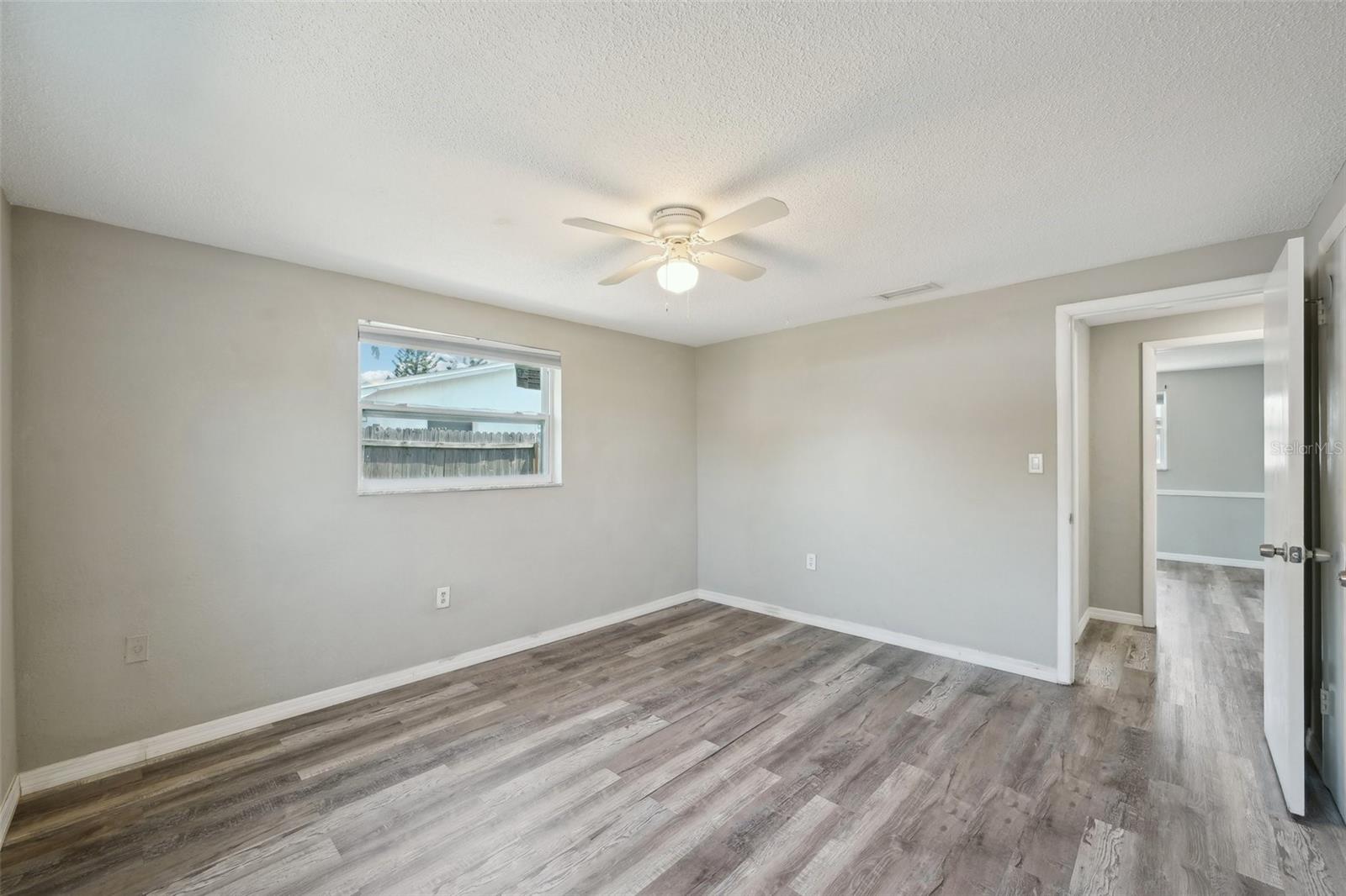 3207 COLDWELL DR — photo 24
