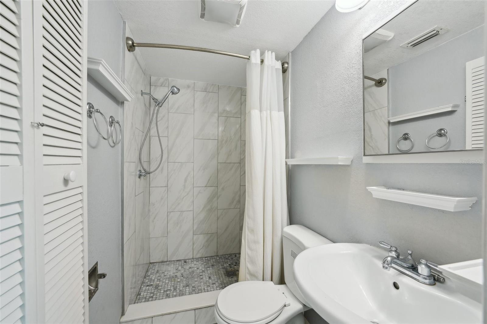 3207 COLDWELL DR — photo 37