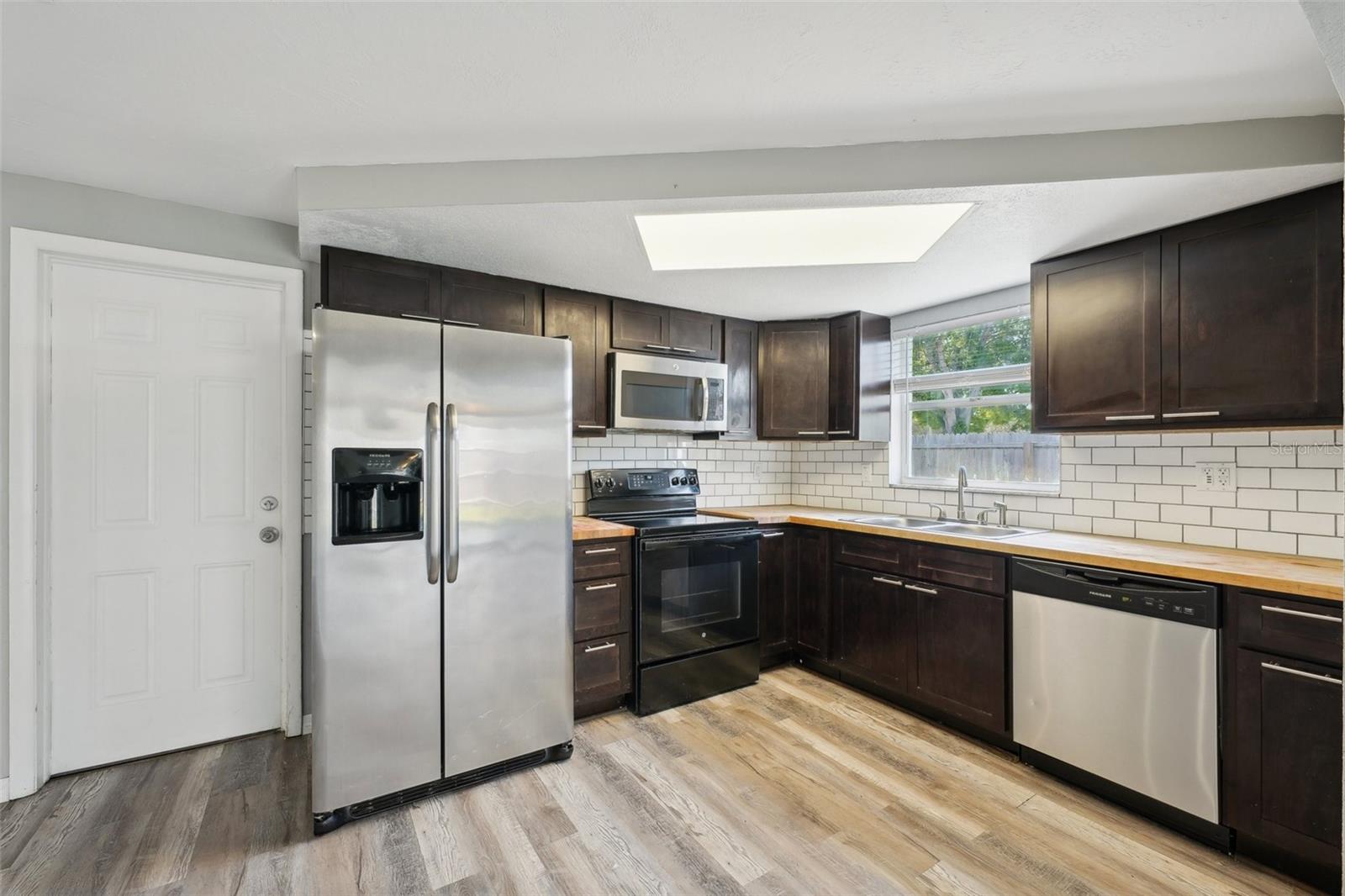 3207 COLDWELL DR — photo 15