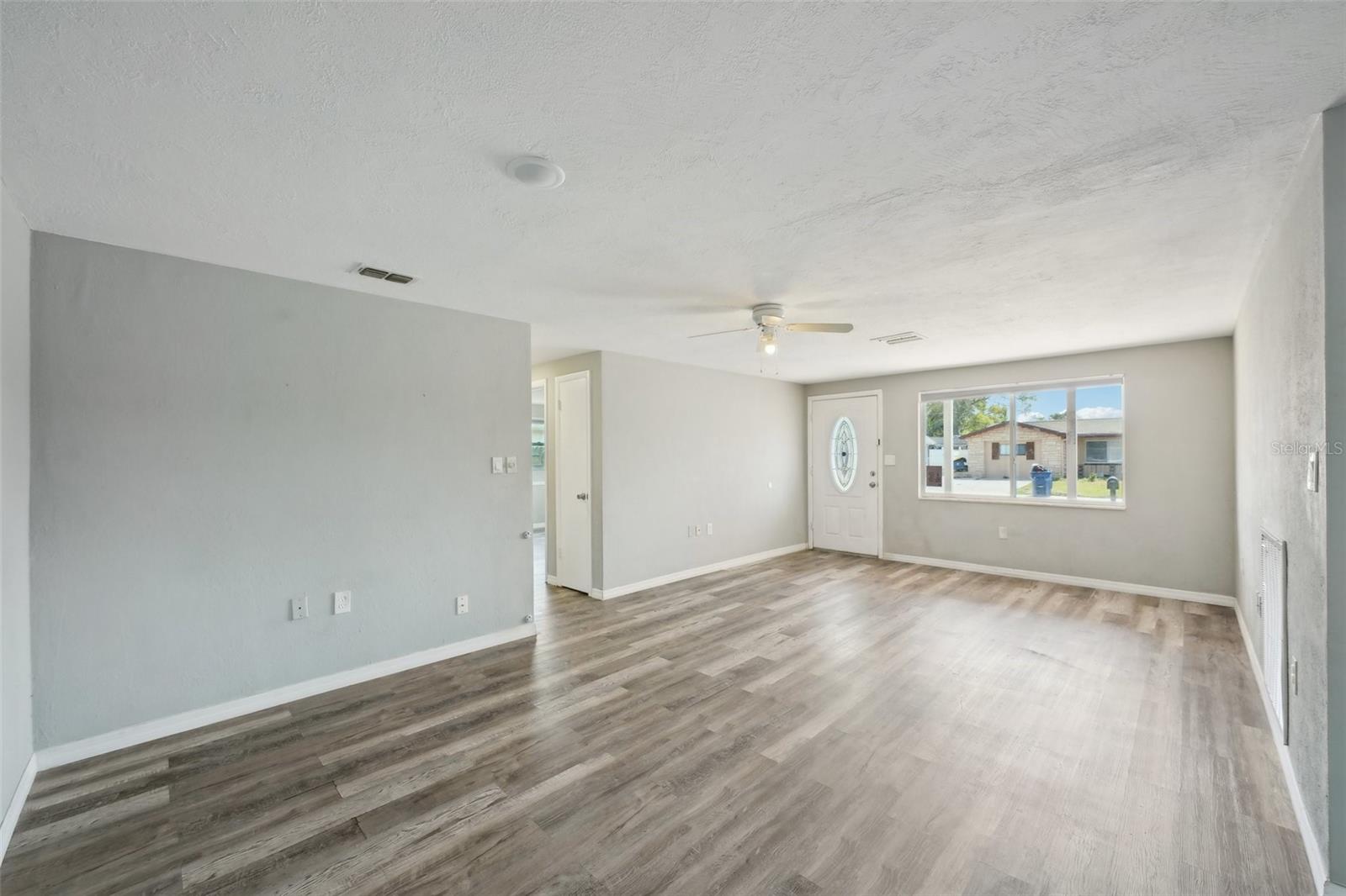 3207 COLDWELL DR — photo 11