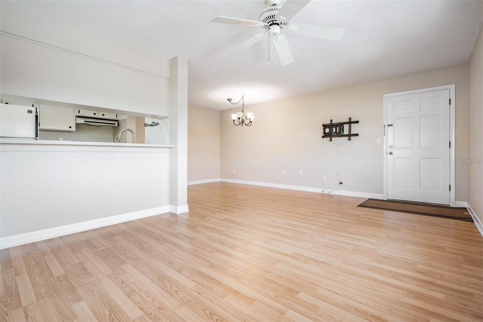 2525 WEST BAY DR #B44 — photo 4