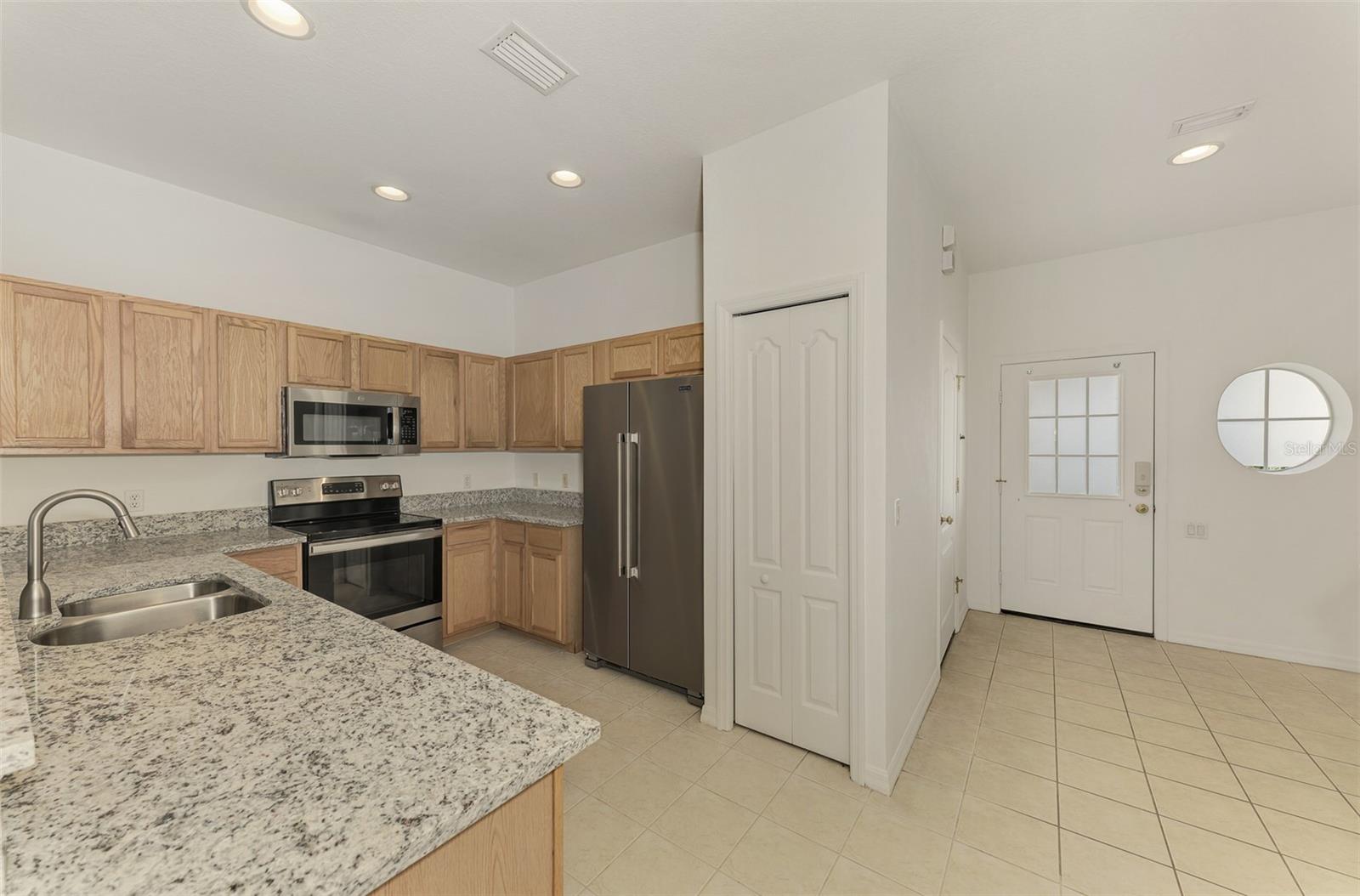 1156 JONAH DR — photo 10