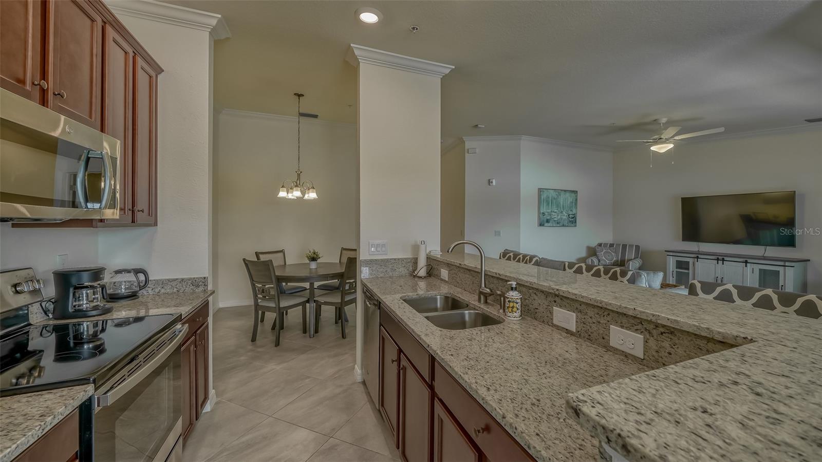 5624 PALMER CIR #203 — photo 24