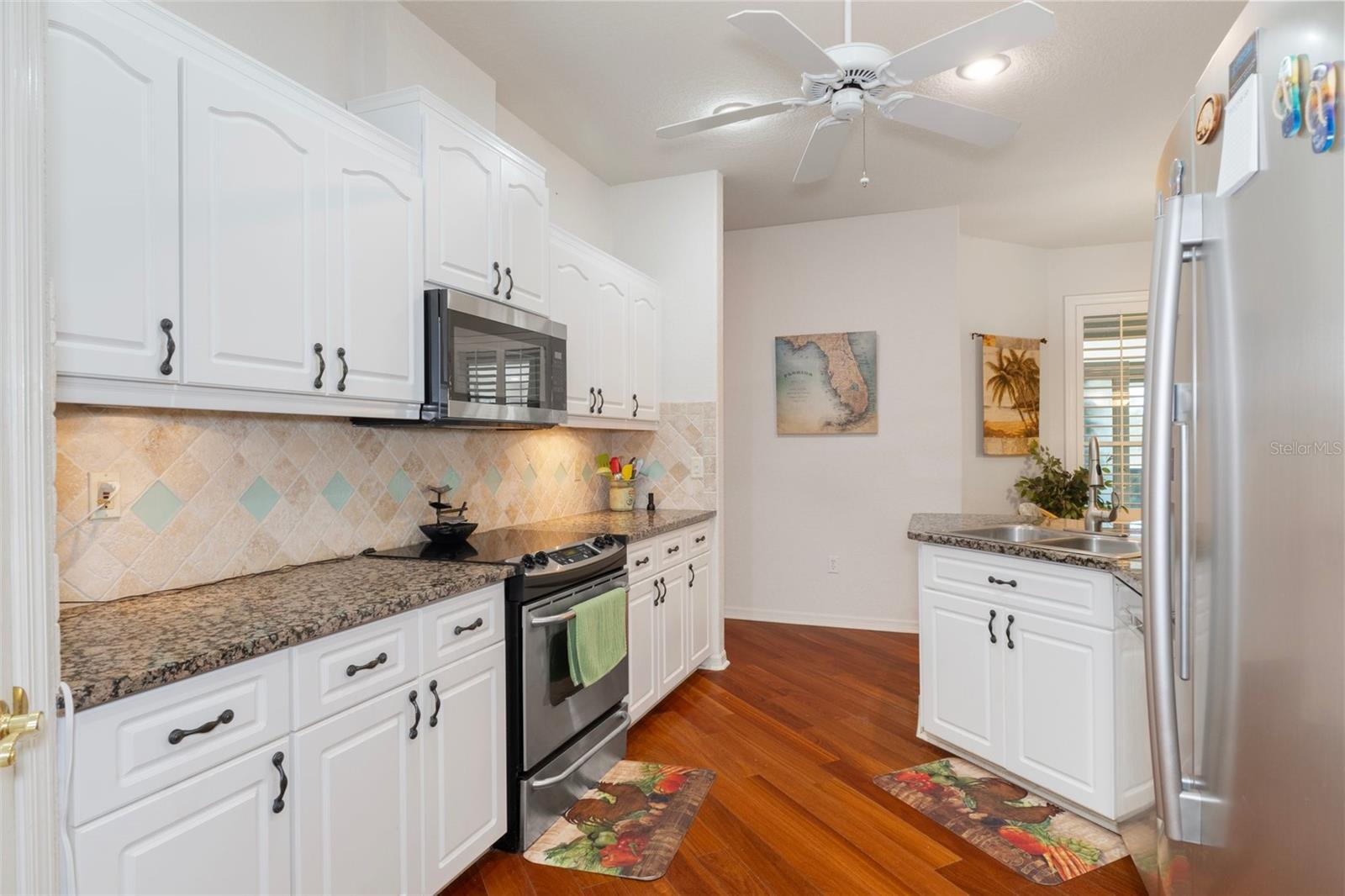 18241 AUTUMN LAKE BLVD — photo 14
