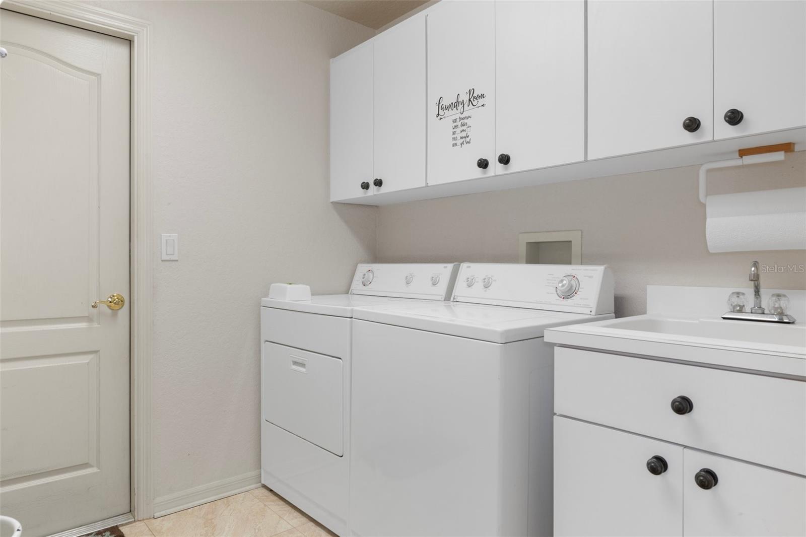 18241 AUTUMN LAKE BLVD — photo 36