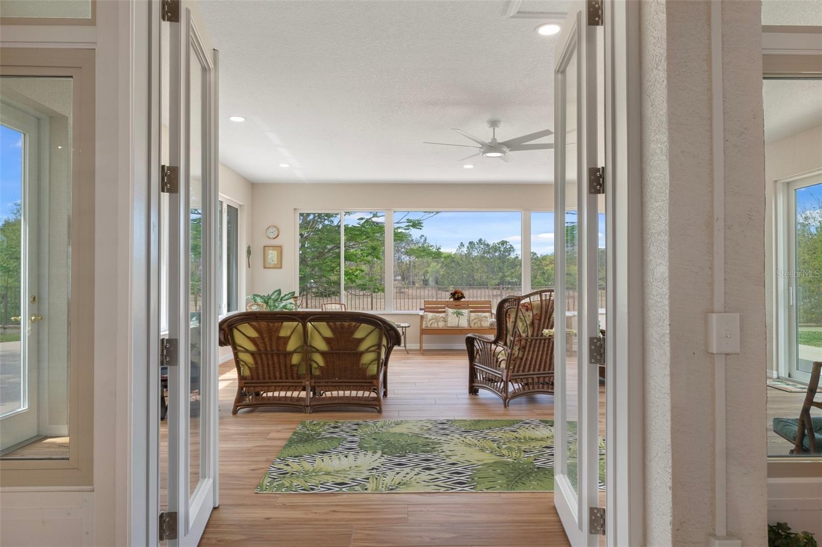 18241 AUTUMN LAKE BLVD — photo 40