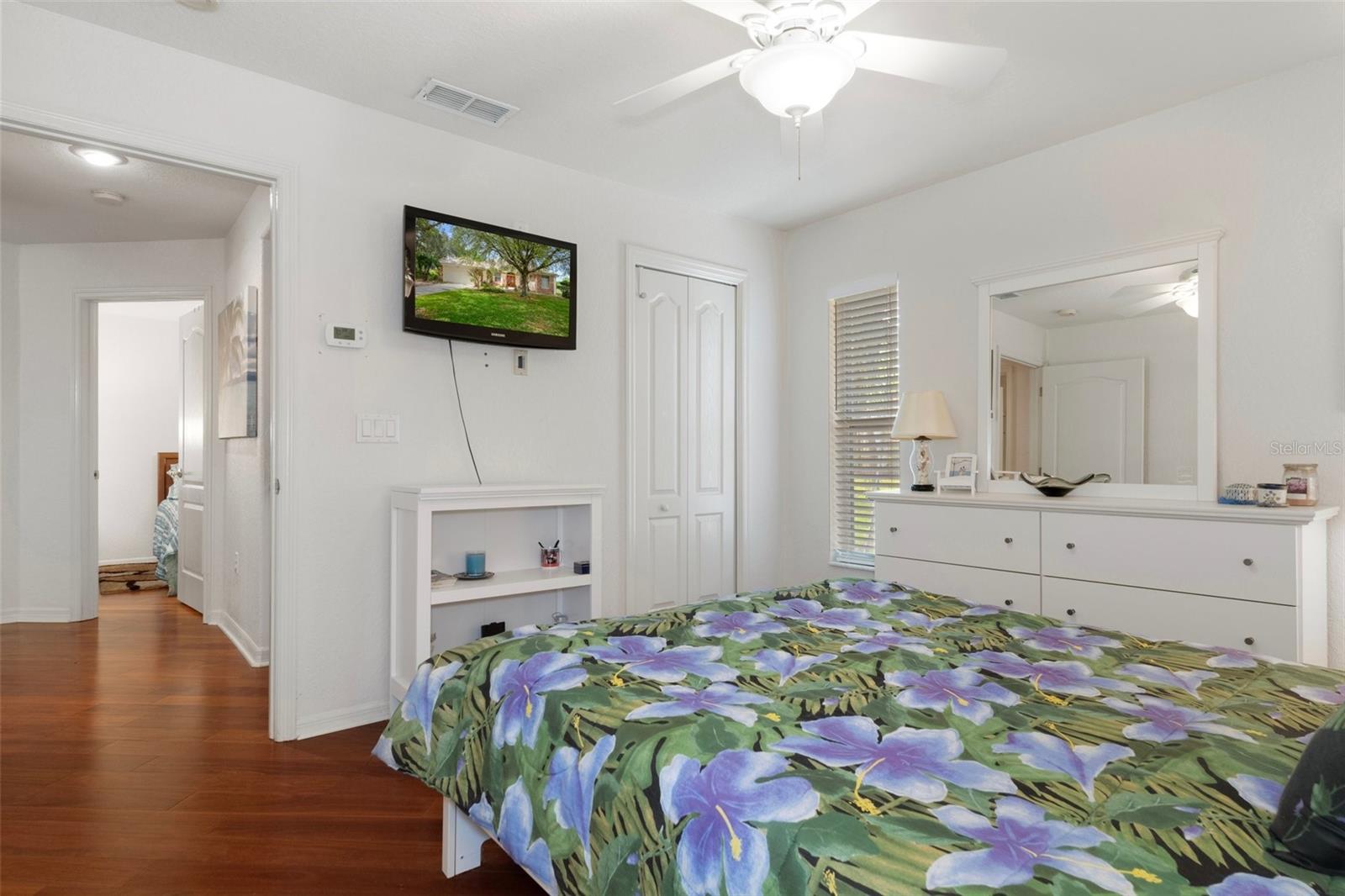 18241 AUTUMN LAKE BLVD — photo 33