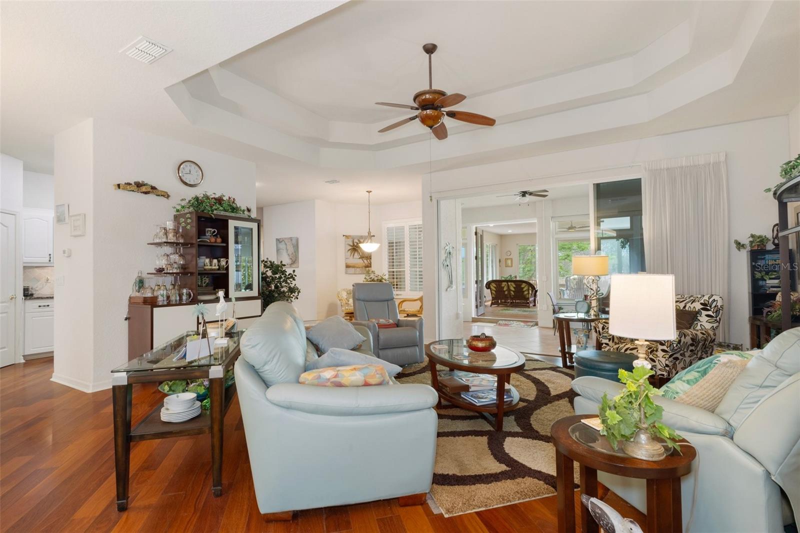 18241 AUTUMN LAKE BLVD — photo 9