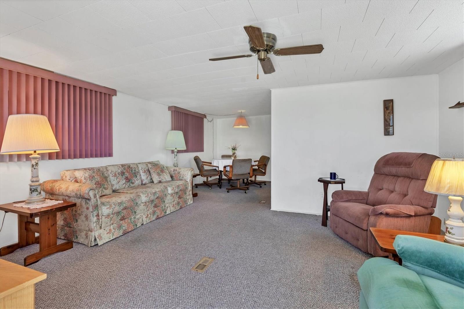 1212 41ST AVENUE DR E — photo 2
