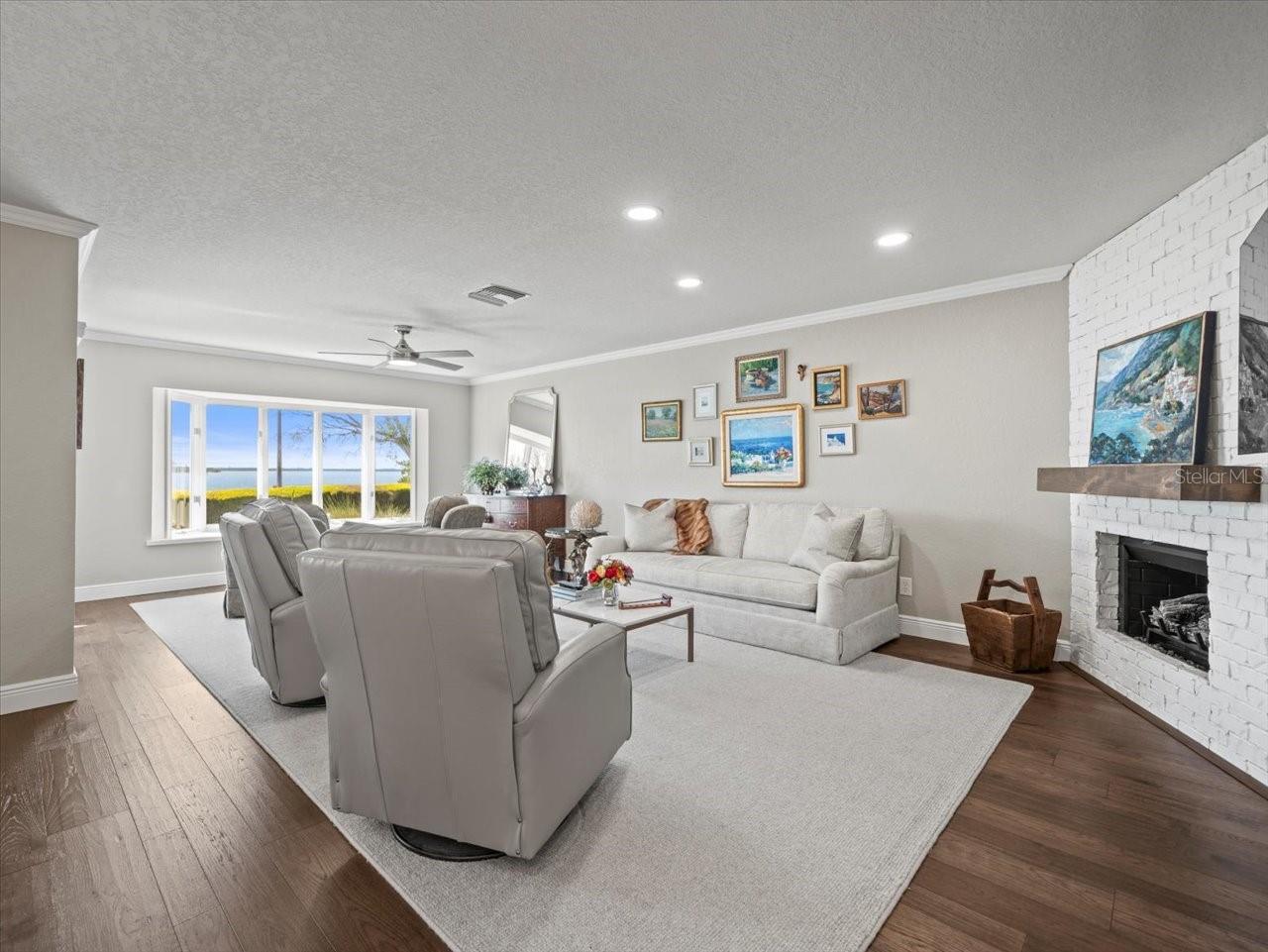 2087 EDGEWATER DR #C — photo 34