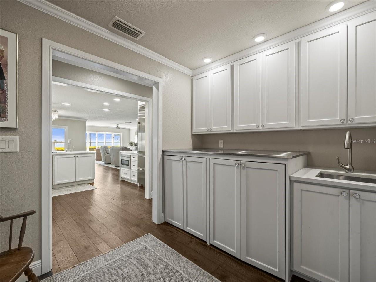 2087 EDGEWATER DR #C — photo 37