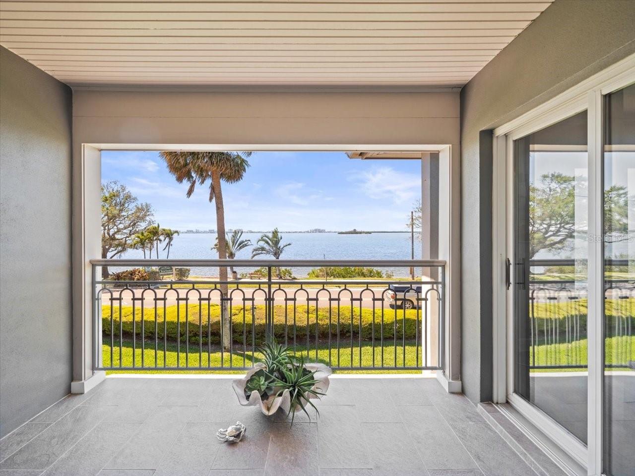 2087 EDGEWATER DR #C — photo 47