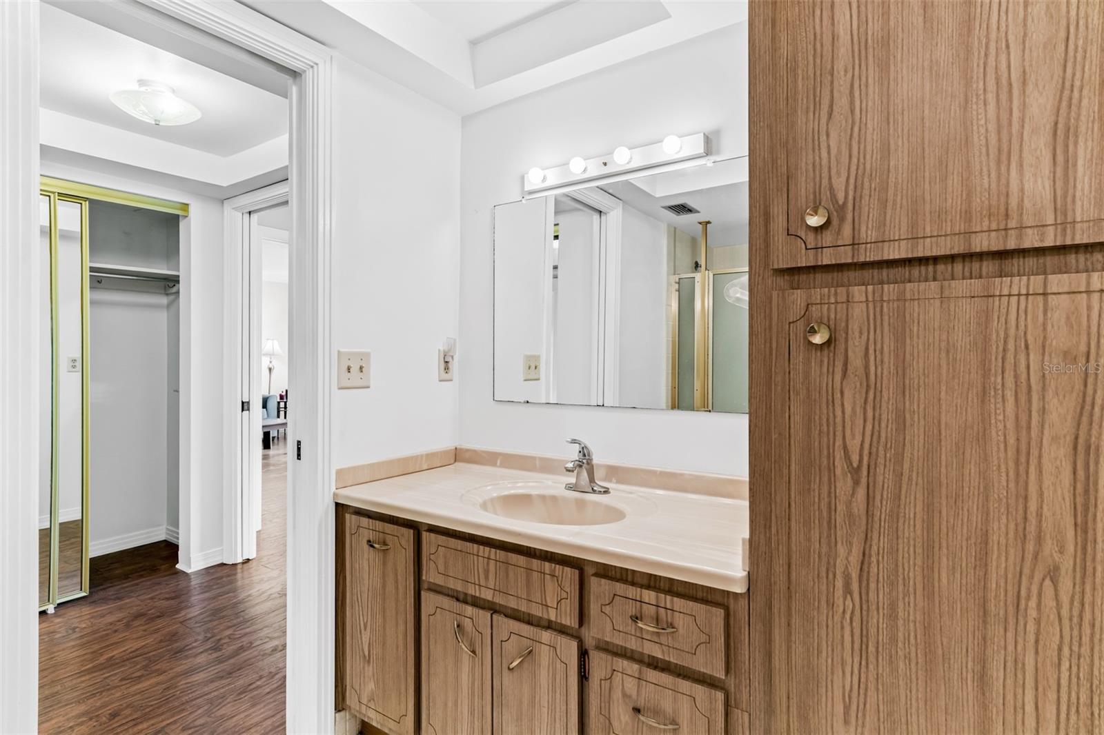 147 BLUFF VIEW DR #206 — photo 22