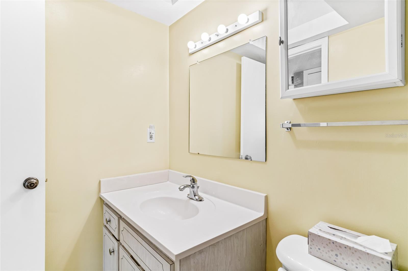 147 BLUFF VIEW DR #206 — photo 24