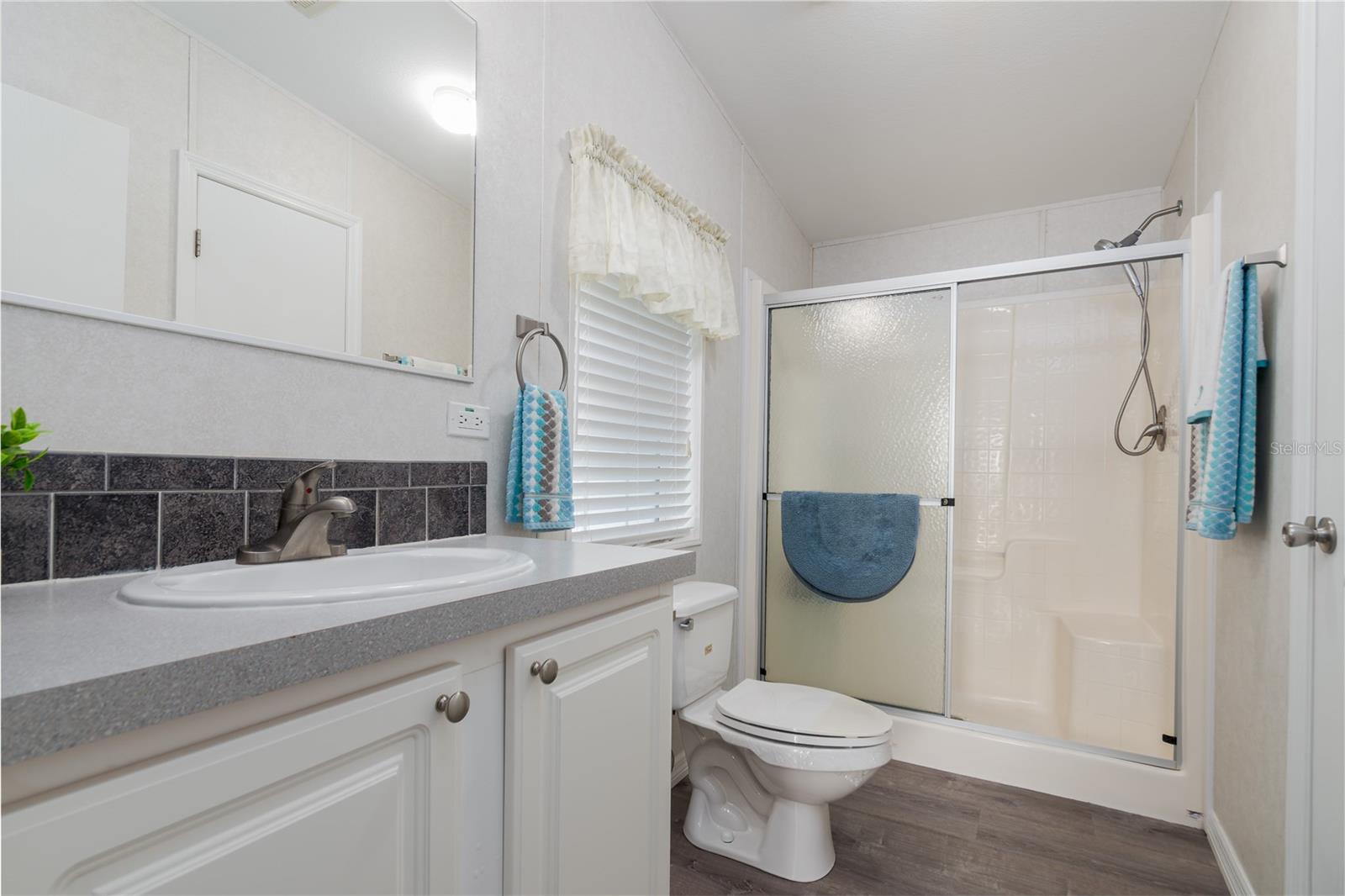 3309 BERNADETTE DR — photo 11