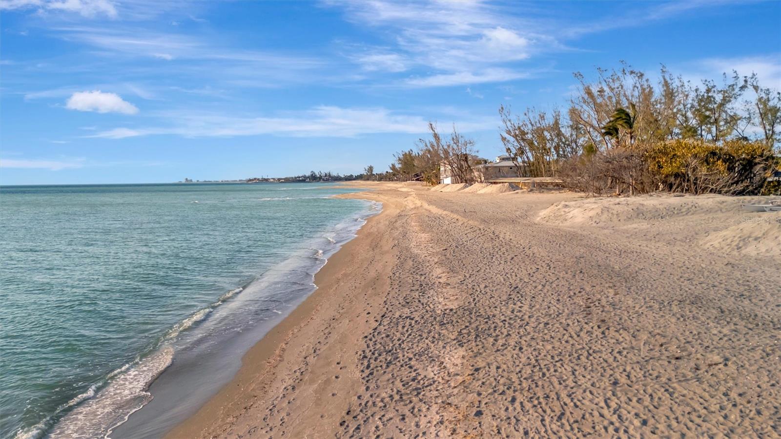 8555 HERON LAGOON CIR — photo 4