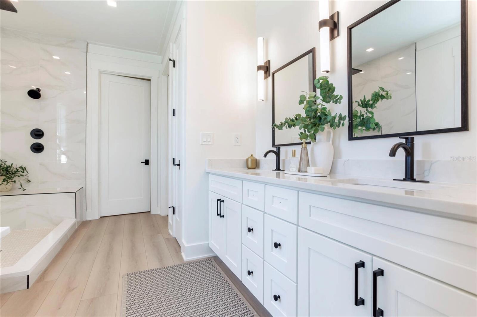 8555 HERON LAGOON CIR — photo 20