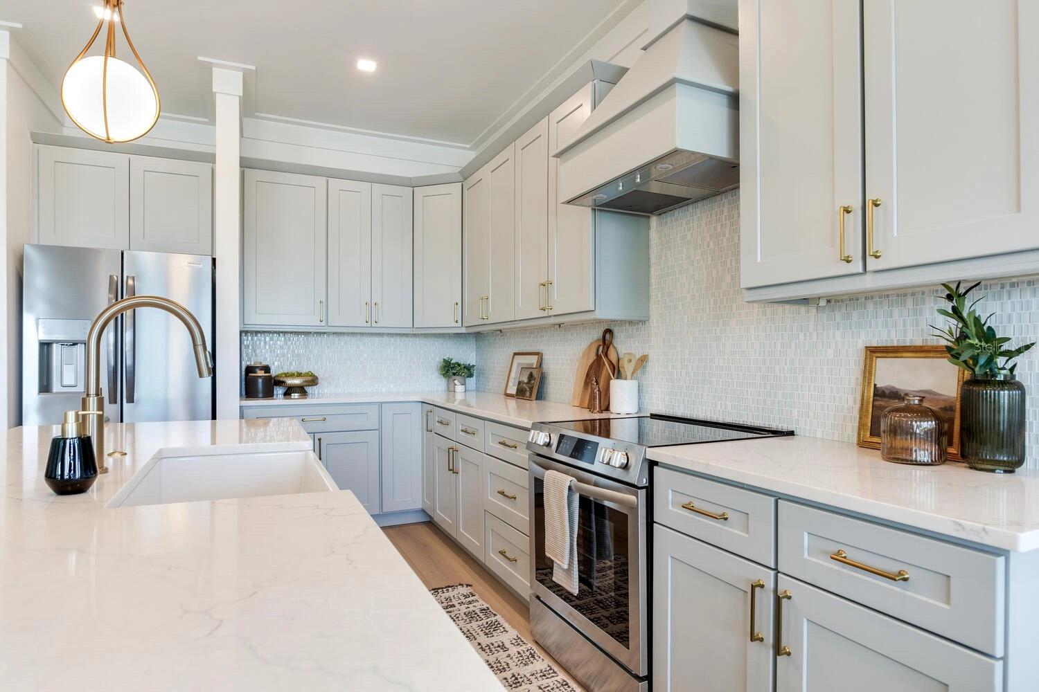 8555 HERON LAGOON CIR — photo 15
