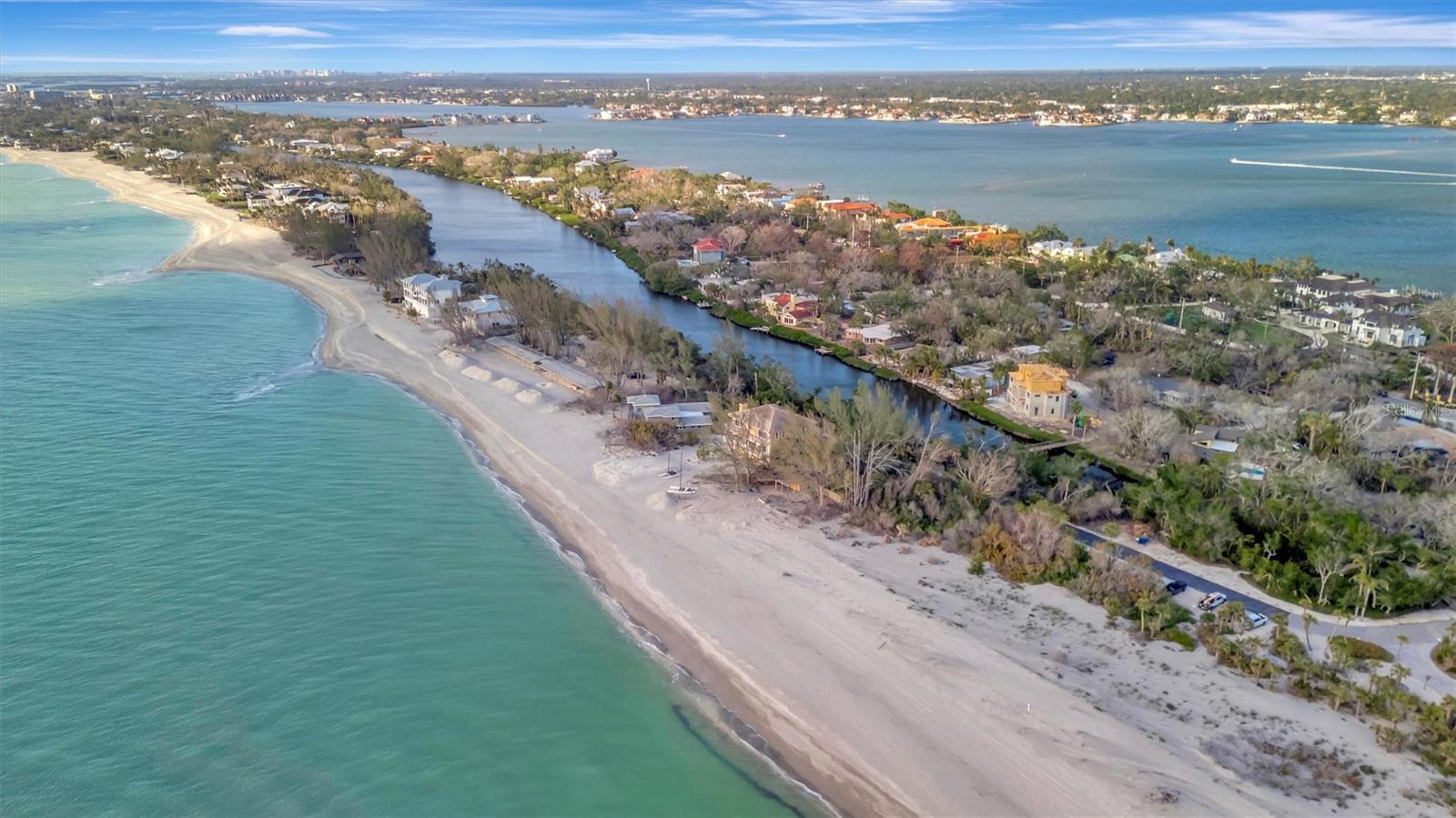 8555 HERON LAGOON CIR — photo 18