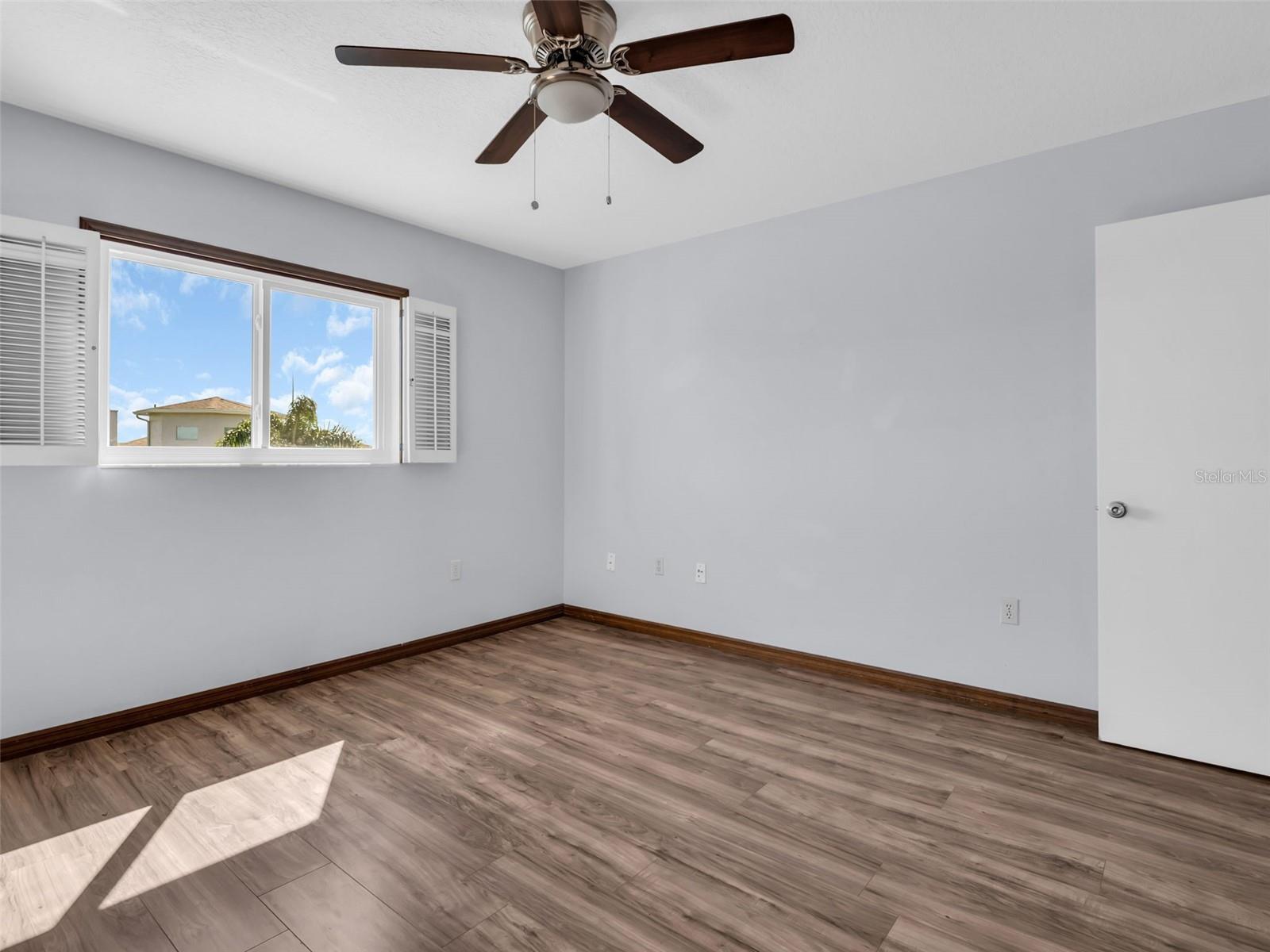 6241 BAYSIDE DR — photo 31