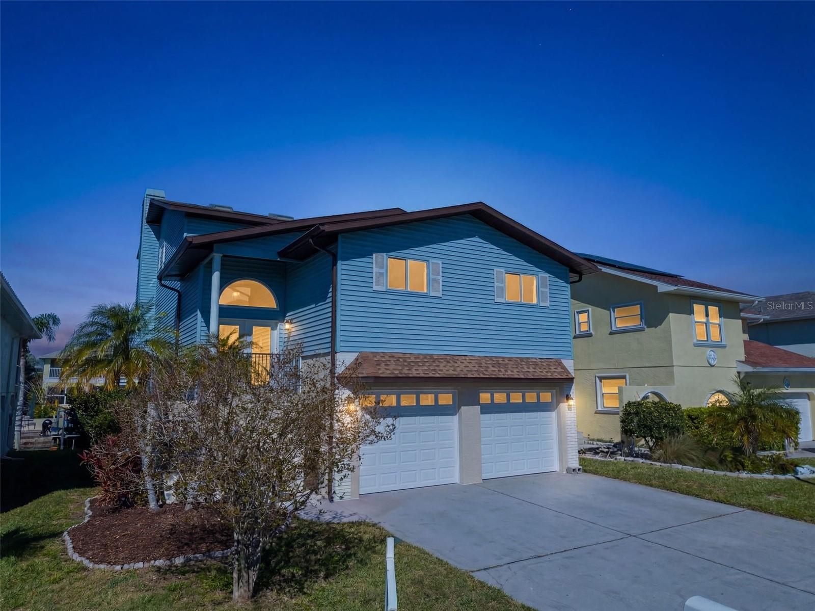 6241 BAYSIDE DR — photo 2