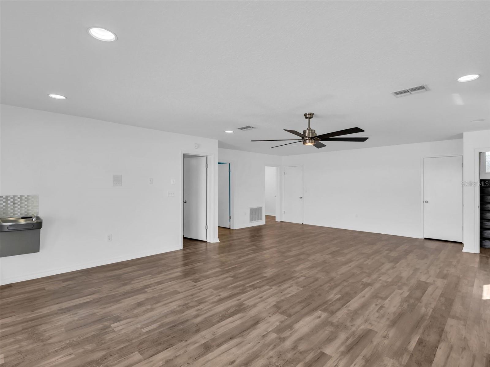 6241 BAYSIDE DR — photo 42