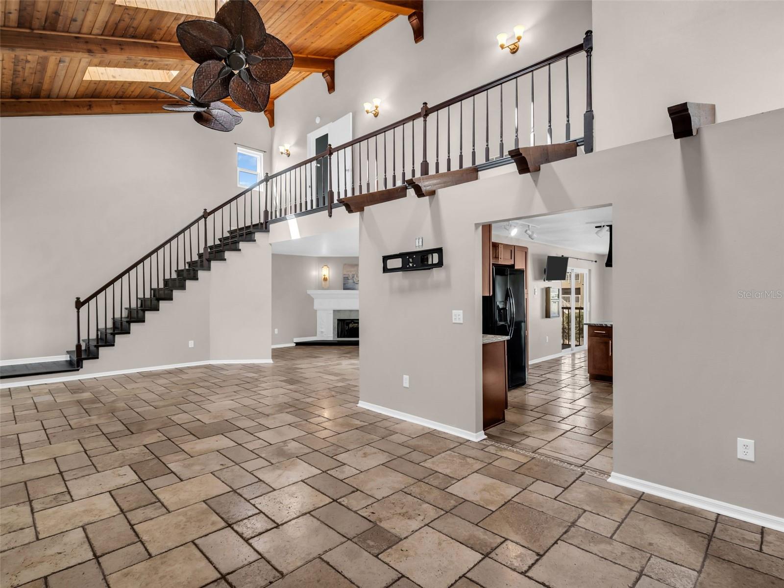 6241 BAYSIDE DR — photo 11