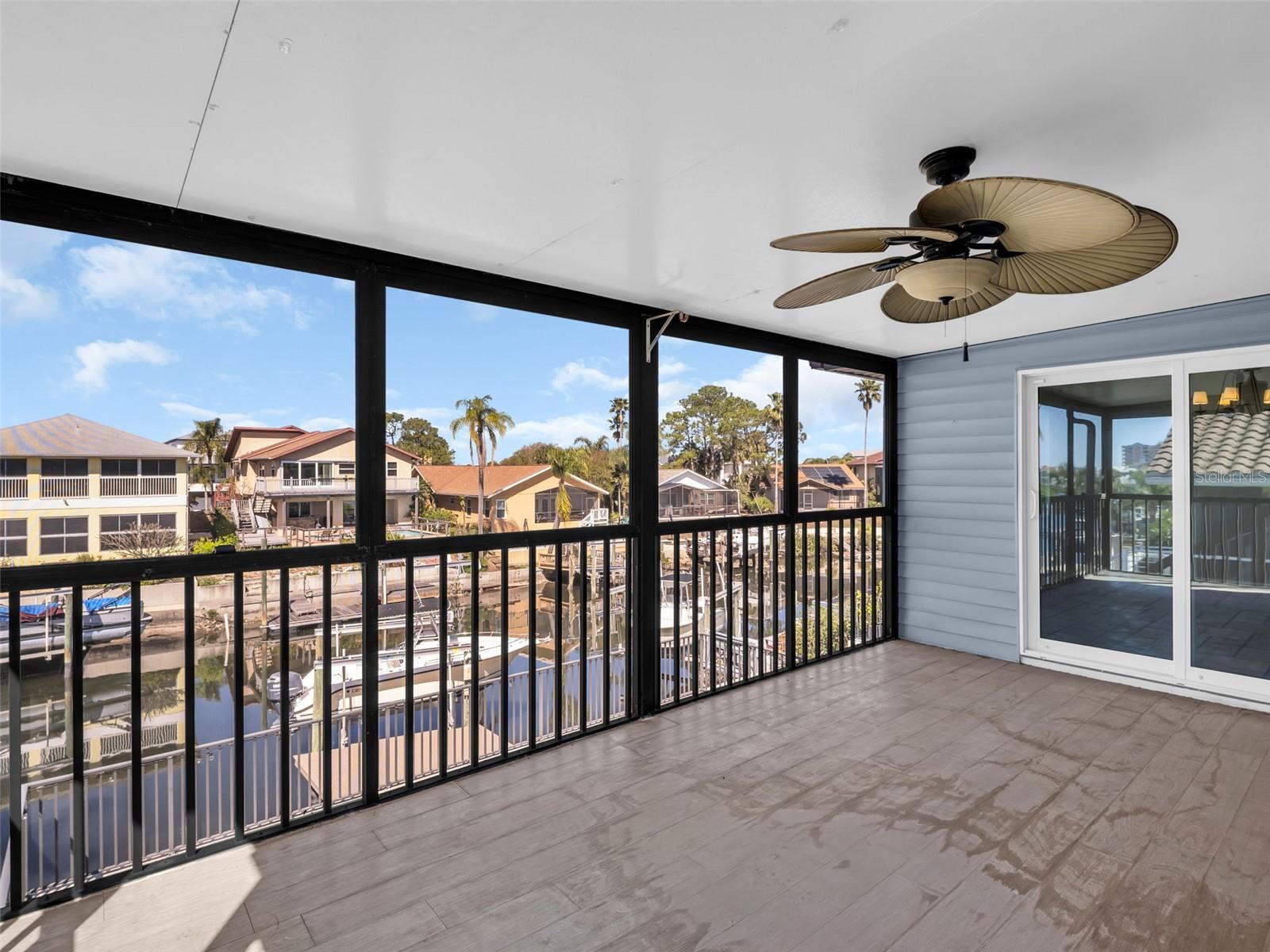 6241 BAYSIDE DR — photo 16