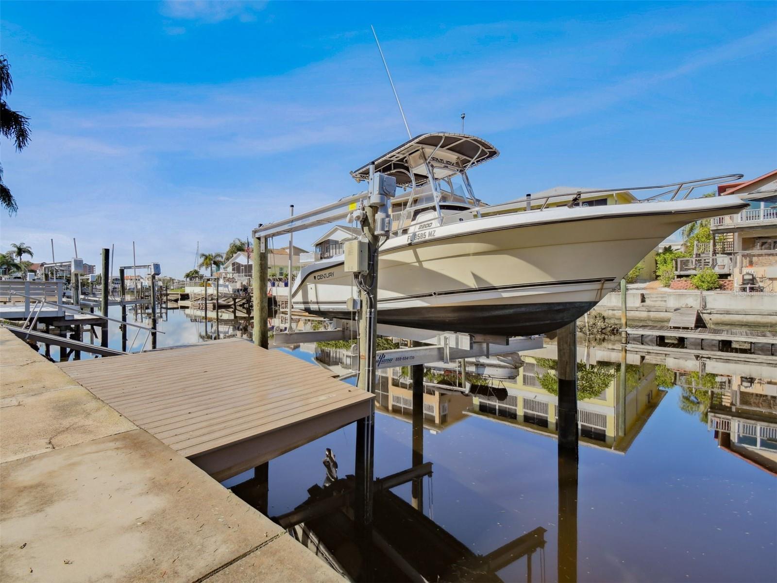 6241 BAYSIDE DR — photo 19