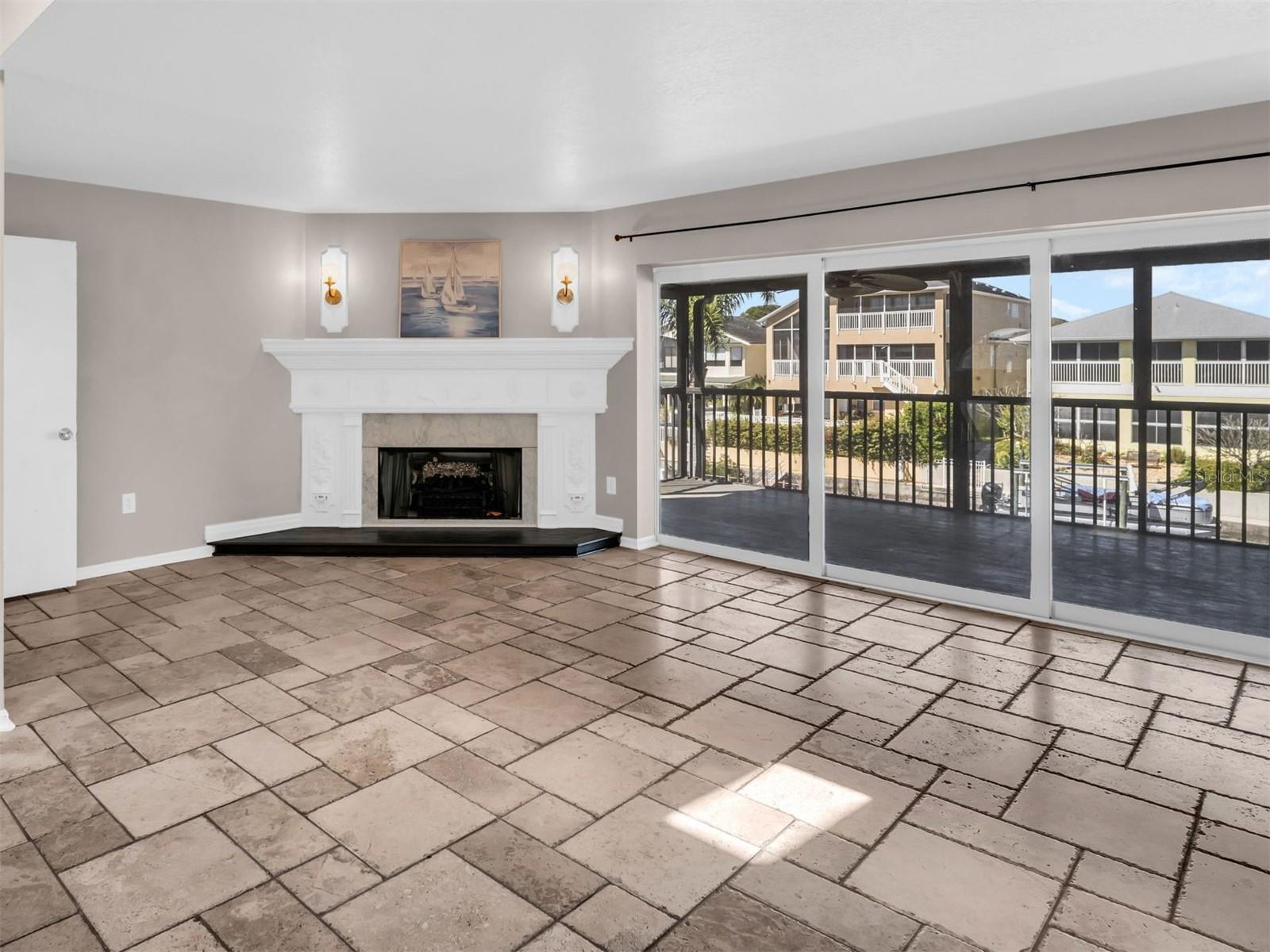 6241 BAYSIDE DR — photo 10