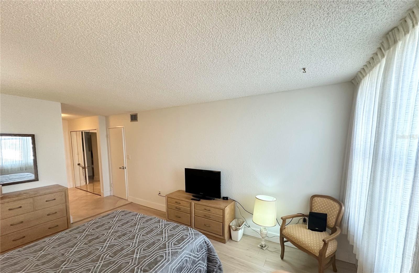 400 ISLAND WAY #206 — photo 25