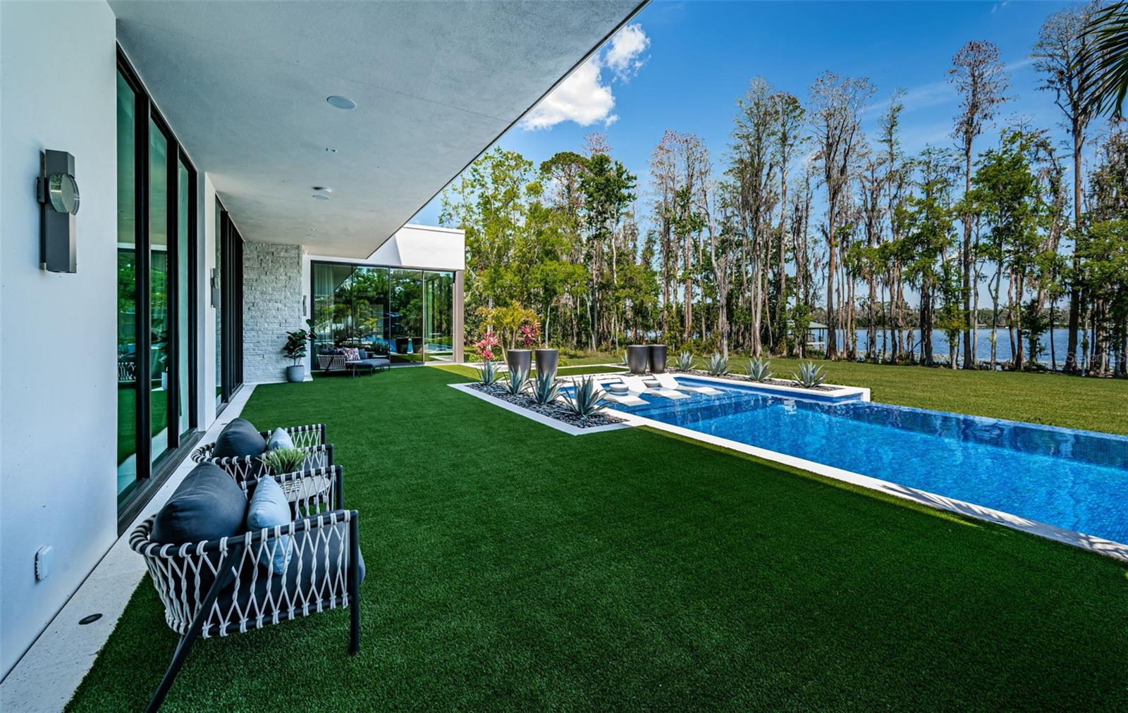 18725 JIRETZ RD — photo 74