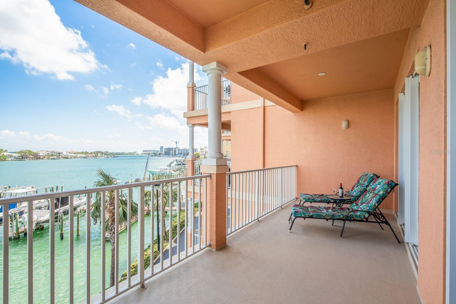 530 S GULFVIEW BLVD #303 — photo 13